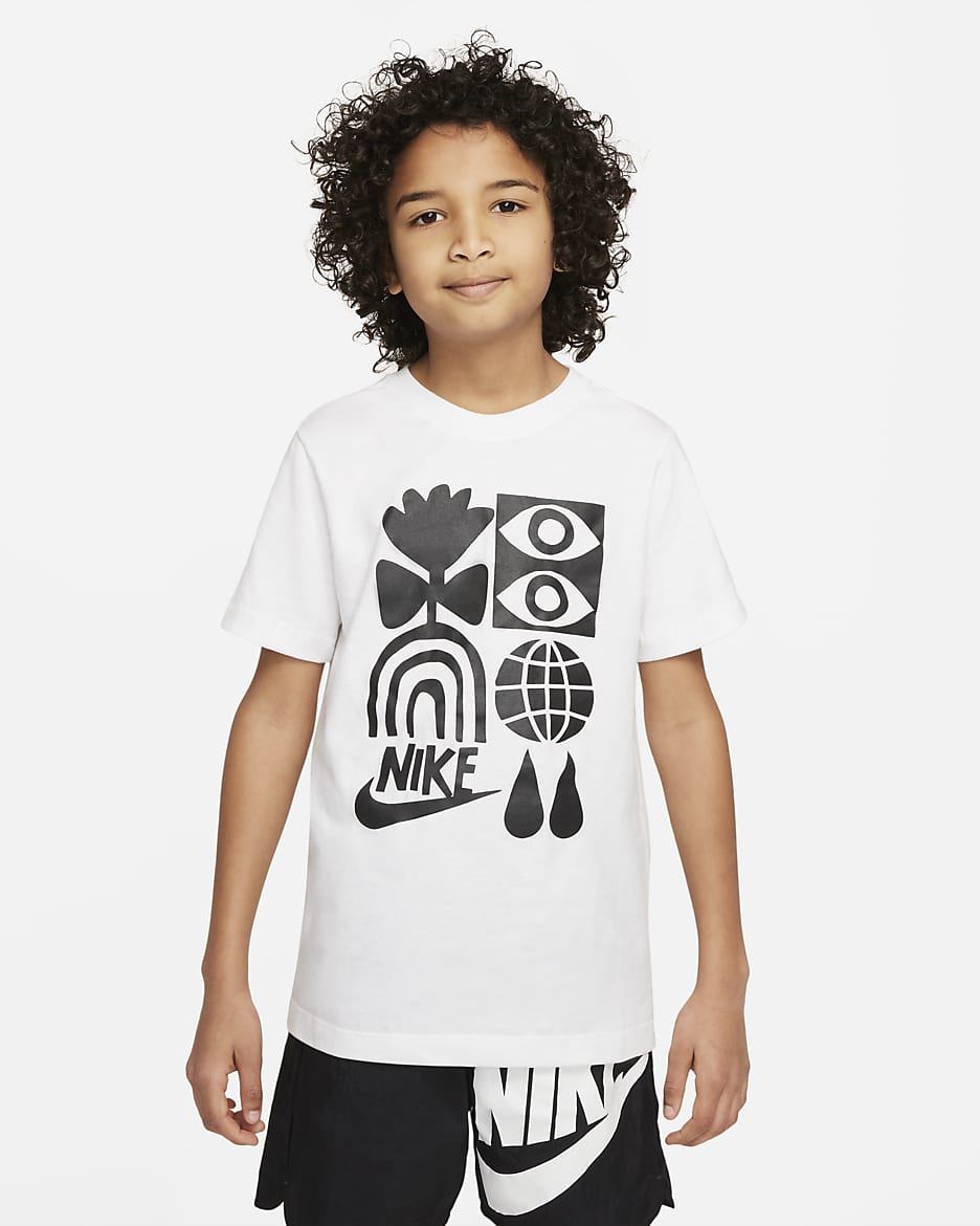 Nike Sportswear Older Kids Boys T Shirt